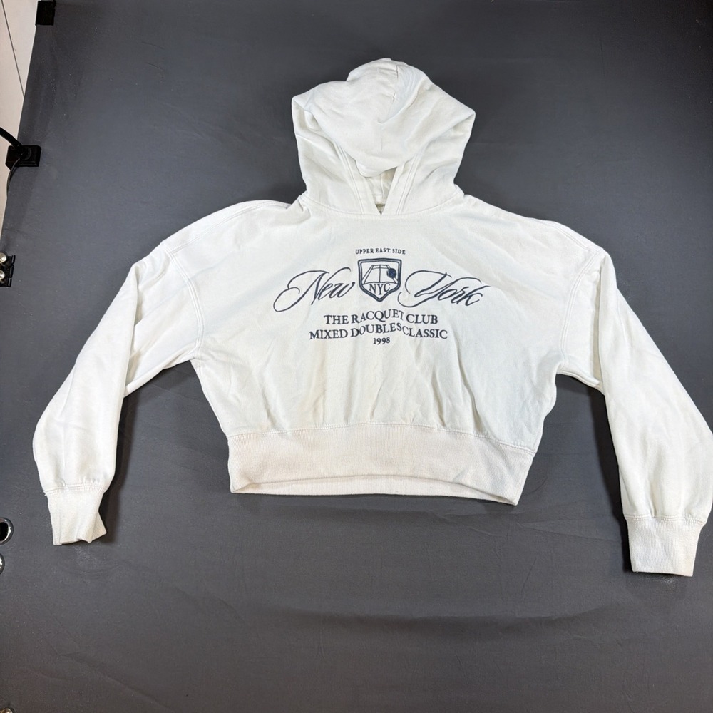 vintage athletic graphic on the chest reading "The Racquet Club Small A&F